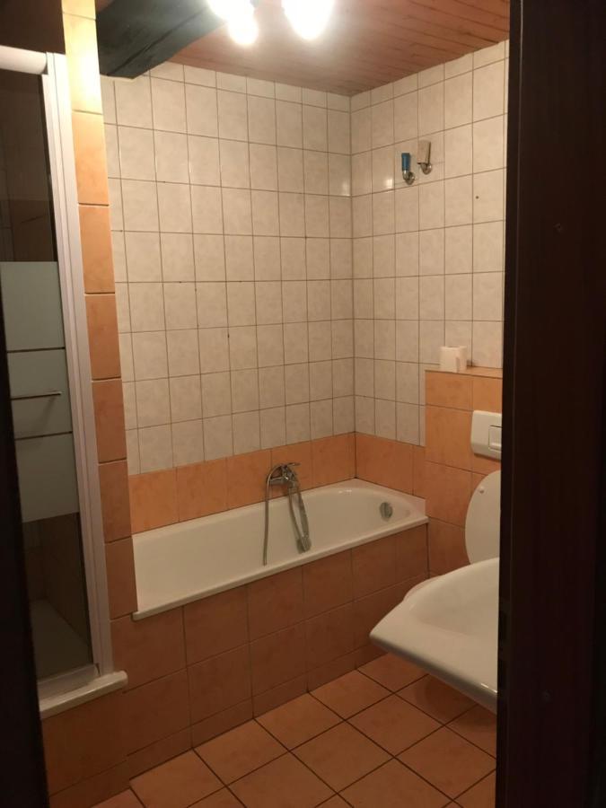 Bs West Apartment Alvesse Bagian luar foto