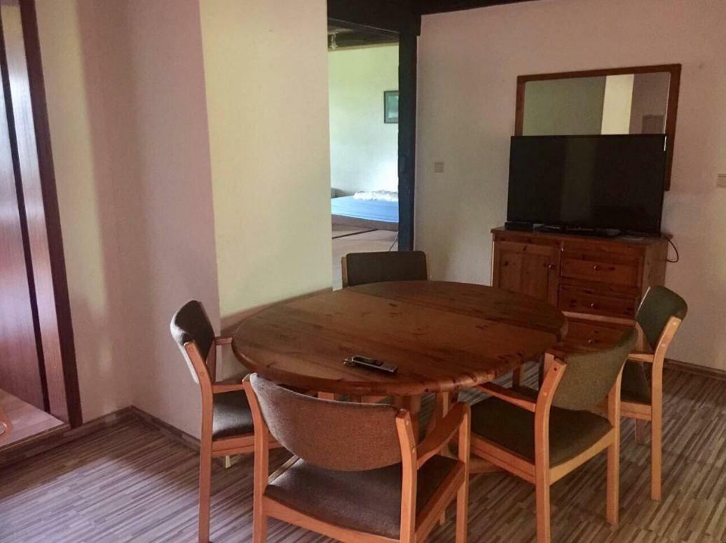 Bs West Apartment Alvesse Bagian luar foto